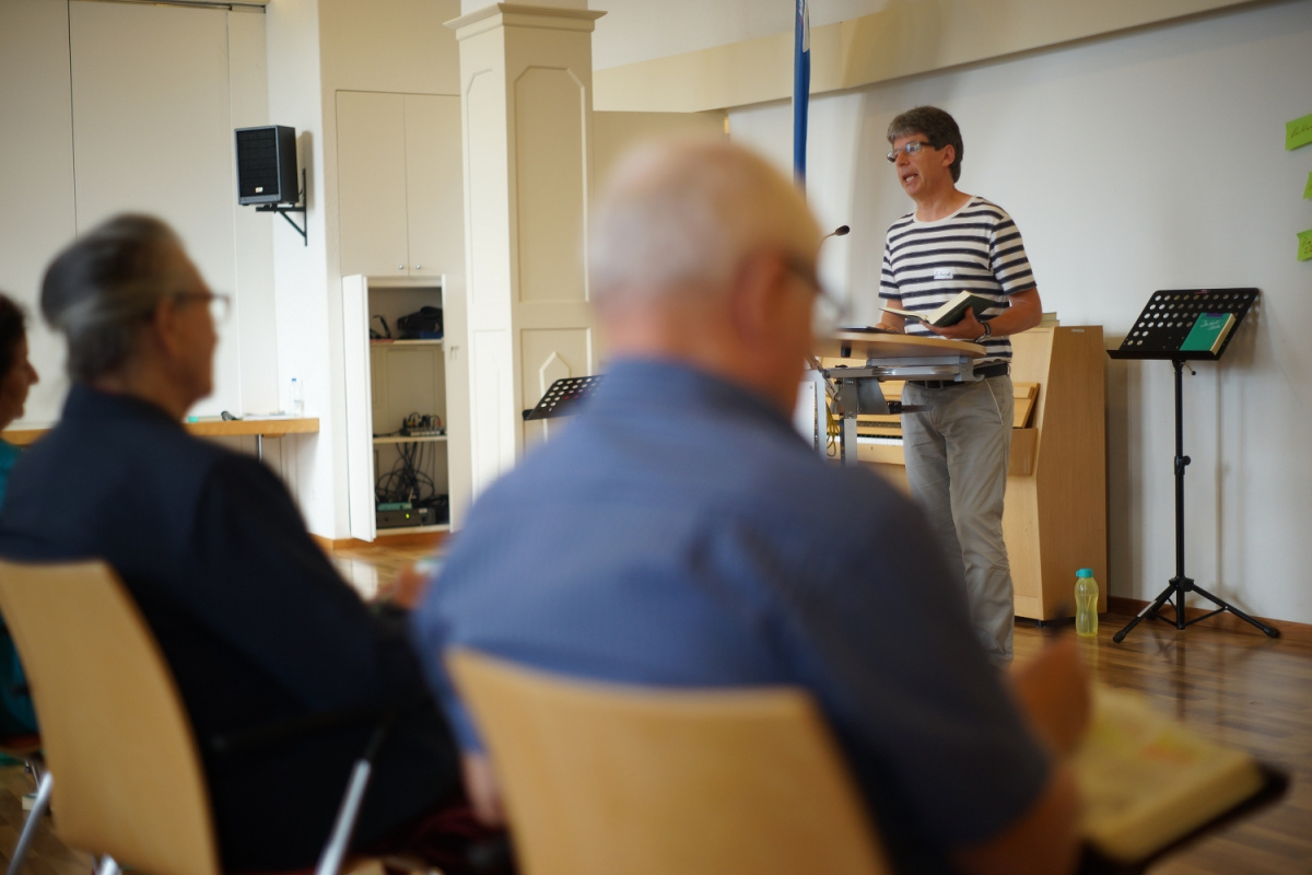 Gerhard Prigodda referiert