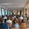 Während dem Gottesienst in der Aula