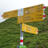gelbe Wandertafeln - in welche Richtung geht es?
