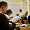 Die Bibel wird studiert